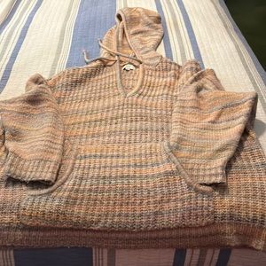 Aerie sweater with kangaroo pocket and hoodie xxl. Very warm